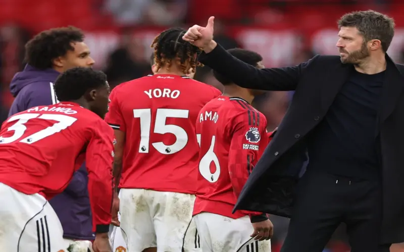 كيف حوّل كاريك مانشستر يونايتد من فريق متذبذب إلى قوة ضاربة بنفس اللاعبين؟ | رياضة